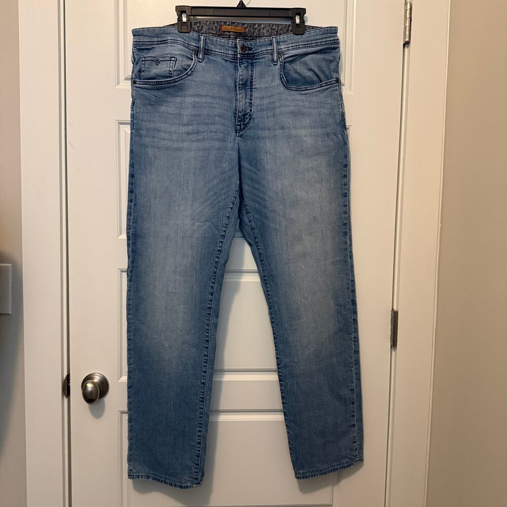 Robert Graham Straight Jeans Mens 38x33